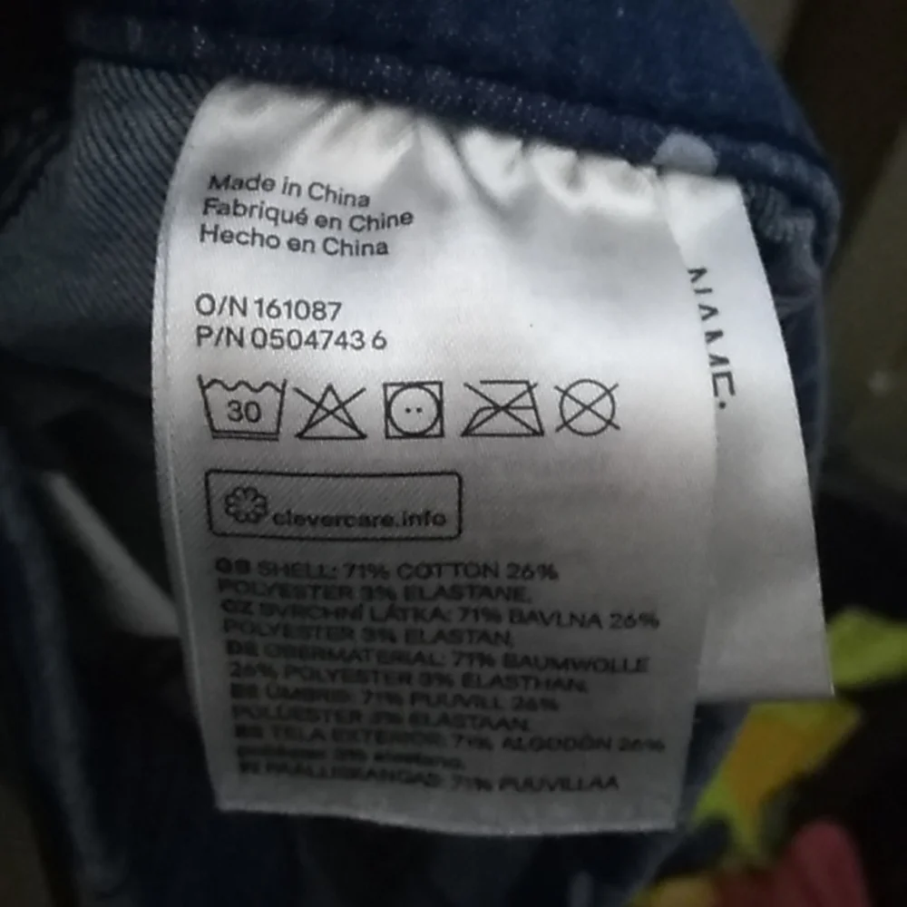 FINAL MARKDOWN Girls denim leggings 4-5 years